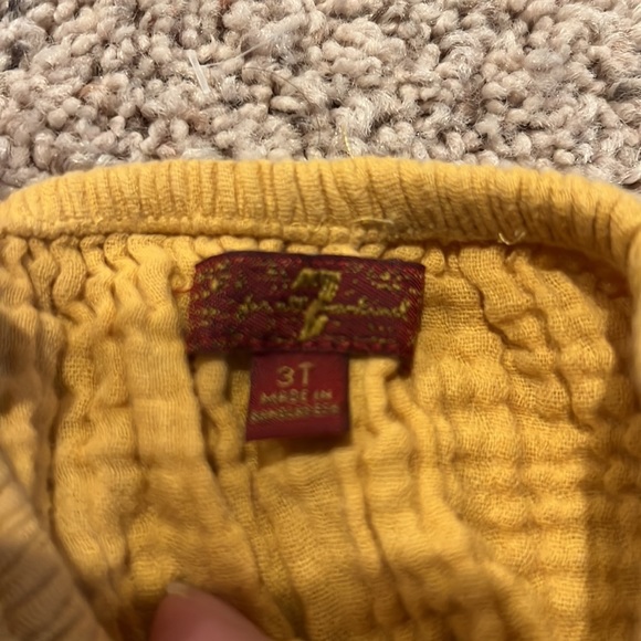 7 for all mankind Girls Mustard Long Sleeve Tee Sz 3T - Picture 3 of 5